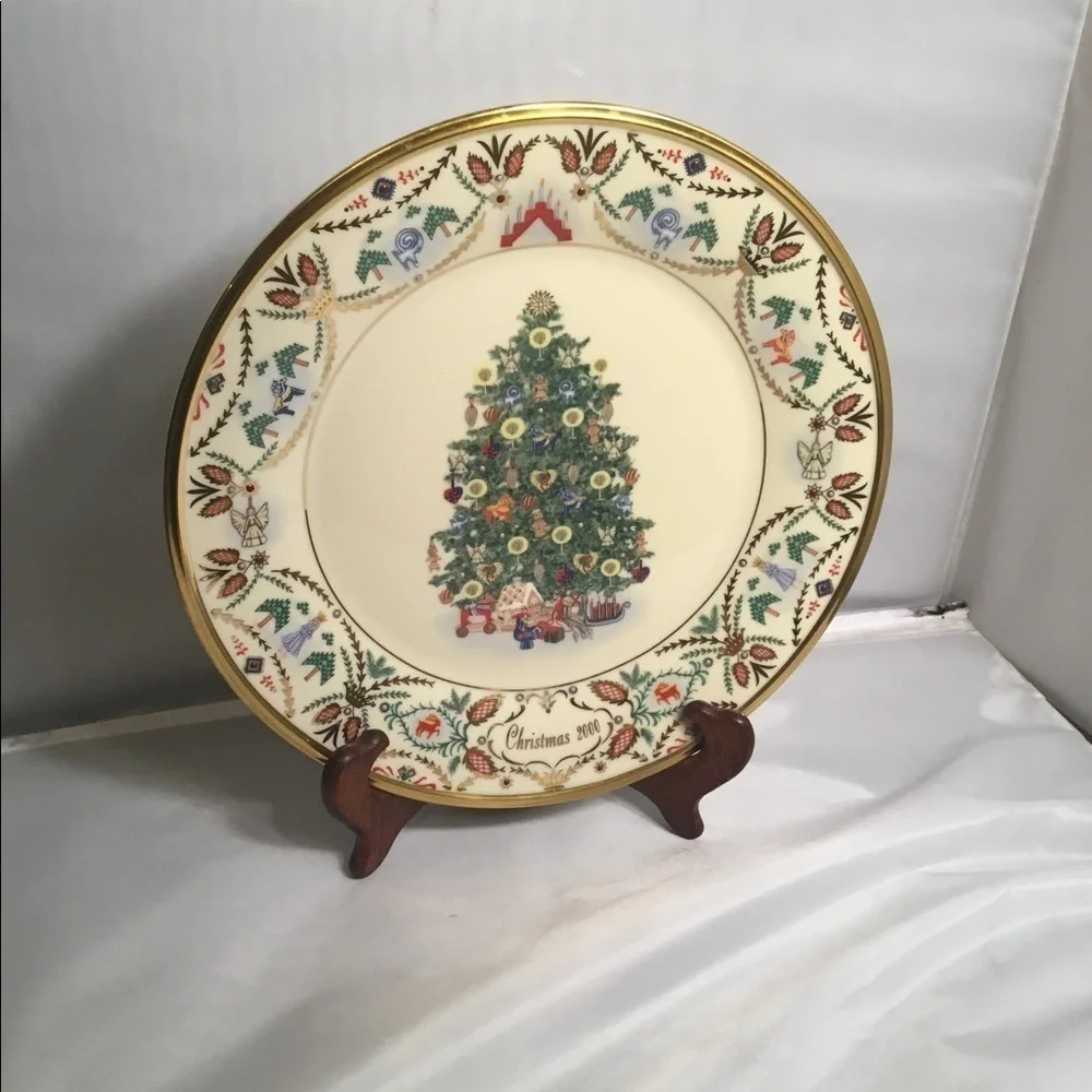 LENOX 2000 Christmas trees‎ around the world Sweden